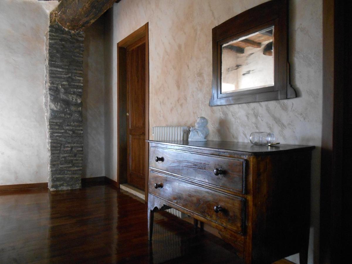 Alloggio Turistico Rizzuto - Centro Storico Bracciano  Bagian luar foto